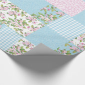 Apple Blossom Rosa, Blau, Grüne Imitate Patchwork Geschenkpapier (Ecke)