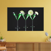 Apple-Cocktails in Martini-Brille auf schwarz Leinwanddruck (Insitu (Wohnzimmer))
