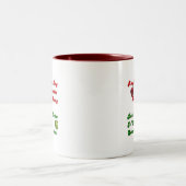 Apple ein Tag…. Zweifarbige Tasse (Mittel)