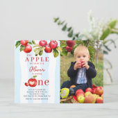 Apple First Birthday Party Einladung (Stehend Vorderseite)