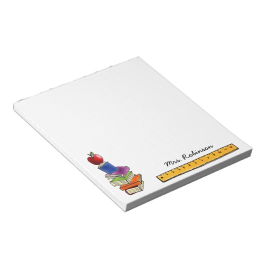 Apple mit Book Stack Add Name 5.5 x 6 Notizblock (angewinkelt)