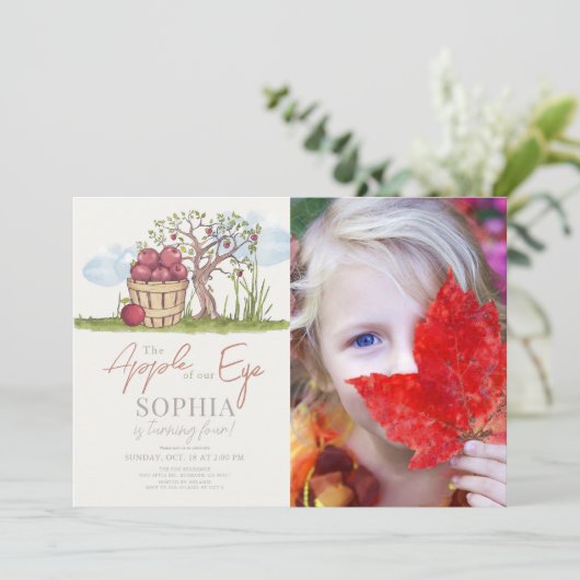 Apple of our Eye Basket & Tree Photo Birthday Einladung (Stehend Vorderseite)