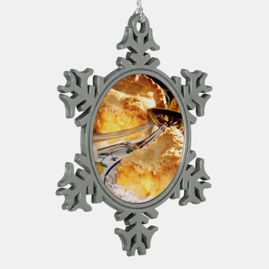 Apple Pie Dessert Schneeflocken Zinn-Ornament (Links)