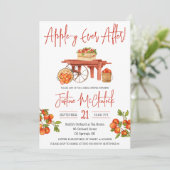 Apple-y immer After! Apple Themed Brautparty Einladung (Stehend Vorderseite)