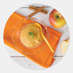 Applesauce mit Zimt und Orangenlöffel Runder Aufkleber