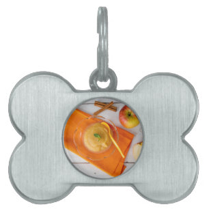 Applesauce mit Zimt und Orangenlöffel Tiermarke