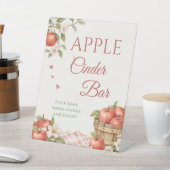 Appley EVER AFTER Apple Cinder Bar Sockelschild (In SItu)