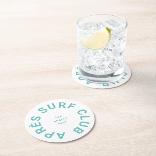 Après Surf Club Türkis Surfer Soziales Wappen Runder Pappuntersetzer (Vor Ort)