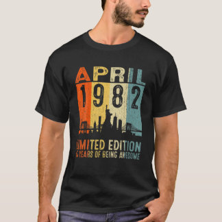 April 1982 40 Geburtstag 40 Jahre alt 1982 Geburts T-Shirt
