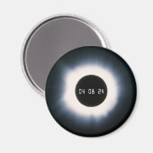 April 2024 Gesamtsolarauskitzel in Schwarz und Wei Magnet (Vorderseite/Rückseite)