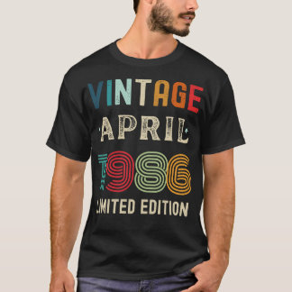 April Geburtstagsgeschenk 18 T-Shirt