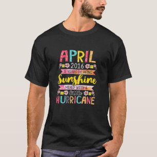 April Mädchen 2016 Geburtstag 5 Jahre Phantastisch T-Shirt