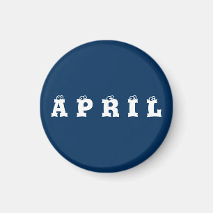 April-Polizei-Kasten-Blau schaut Magneten durch Magnet