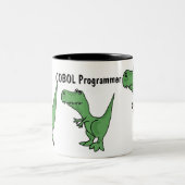 AQ-, COBOL-Programmierer-Dinosaurier-Tasse Zweifarbige Tasse (Mittel)