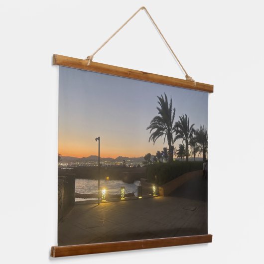 Aqaba-Fotografie Wood Topped Wall Tapestry Wandteppich Mit Holzrahmen (Gewinkelt)