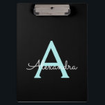 Aqua Aquamarin Blue Script Girly Monogram Name Klemmbrett<br><div class="desc">Black and Aqua Aquamarin Blue Monogram Name Planning Clipboard. Das macht den perfekten 16 Geburtstag,  Hochzeit,  Brautparty,  Jubiläum,  Babydusche oder Junggeselinnen-Abschied Geschenk für jemanden,  der Lieben glamourösen Luxus und schicke Stile.</div>