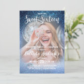 Aqua Baby Blue Triple Glitzer Ombre Foto Sweet 16 Einladung (Stehend Vorderseite)