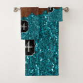 Aqua-blaue Glitzern, rustikal-braunes Holz Monogra Badhandtuch Set (Insitu)