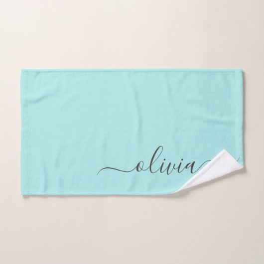 Aqua Blue Aquamarin Modern Script Monogram Name Handtuch (Handtuch)