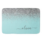 Aqua Blue Aquamarin Silver Glitzer Monogram Badematte (Vorderseite)