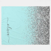Aqua Blue Aquamarin Silver Glitzer Monogram Fleecedecke (Vorderseite (Horizontal))