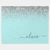 Aqua Blue Aquamarin Silver Glitzer Monogram Fleecedecke (Vorderseite (Horizontal))
