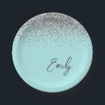 Aqua Blue Aquamarin Silver Glitzer Monogram Pappteller<br><div class="desc">Aqua Blue Aquamarin Silver Glitzer Monogram Name and Initial Party Teller. Das macht den perfekten 16 Geburtstag, Hochzeit, Brautparty, Jubiläum, Babydusche oder Junggeselinnen-Abschied Geschenk für jemanden, der Lieben glamourösen Luxus und schicke Stile.</div>