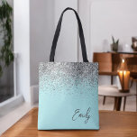 Aqua Blue Aquamarin Silver Glitzer Monogram Tasche<br><div class="desc">Aqua Blue Aquamarin Silver Glitzer Monogram Book Bag. Diese Büchertasche kann auf Ihren Vor- und Vornamen angepasst werden und als Geschenk für Weihnachten,  Geburtstag,  Brautparty oder Hochzeit.</div>