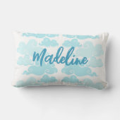 Aqua Blue Chinoiserie Cloud Name Lendenkissen (Rückseite)
