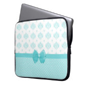 Aqua Blue Damask mit türkisfarbenem Ribbon Laptopschutzhülle (Vorderseite Links)