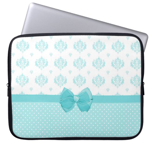 Aqua Blue Damask mit türkisfarbenem Ribbon Laptopschutzhülle (Vorderseite)