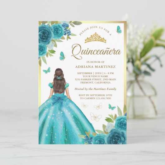 Aqua Blue Floral Dress Butterfly Gold Quinceanera Einladung (Stehend Vorderseite)