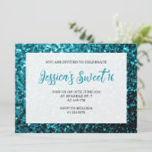 Aqua Blue Glitzer Glitzern Sweet 16 elegantes Dreh Einladung (Stehend Vorderseite)