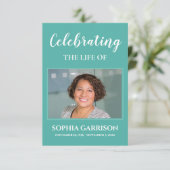 Aqua Blue Memorial Beerdigungskarte mit Foto Begleitkarte (Stehend Vorderseite)