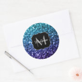 Aqua blue Ombre Imitats Glitzer Glitzern Monogram Runder Aufkleber (Umschlag)