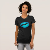 Aqua Blue Ombre Lipstick Kiss T-Shirt (Vorne ganz)