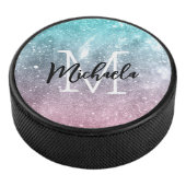 Aqua blue Pink ombre sea galaxy abstrakt Monogram Eishockey Puck (3/4)