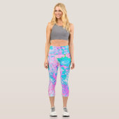 Aqua Blue und Hot Pink Hydrangea Landschaft Capri Leggings (Vorderseite)