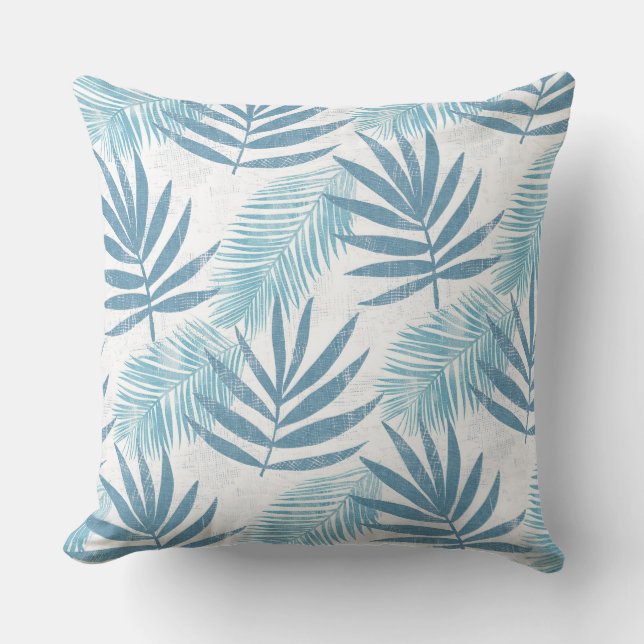 Aqua Blue White Palm Leaf Throw Kissen (Vorderseite)
