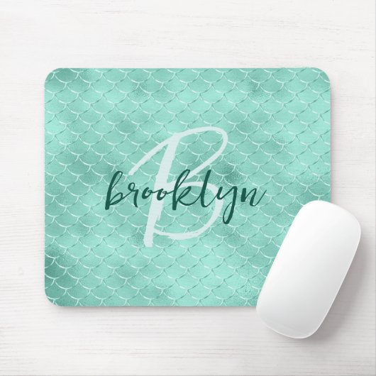 Aqua Foil Mermaid Fish Scales Script Monogram Mousepad (Mit Mouse)