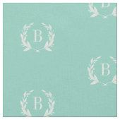 Aqua Laurel Wreath Monogram Stoff (Nahaufnahme)