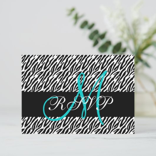 Aqua Monogram Zebra Print Wedding RSVP Card (Stehend Vorderseite)