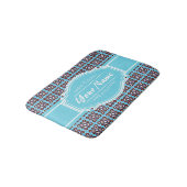 Aqua Turquoise Squares Muster Personalisiert Badematte (Schrägansicht)