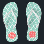 Aqua und Korallenbroschüre Badesandalen<br><div class="desc">Maßgeschneiderte,  bedruckte Flop-Sandalen mit einem stilvollen marokkanischen Quartrefolienmuster und einem eigenen Monogramm oder einem anderen Text in einem Kreisrahmen. Klicken Sie auf Anpassen,  um Schriftart und Farben zu ändern oder eigene Bilder hinzuzufügen,  um ein einzigartiges Design zu erstellen!</div>