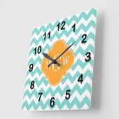 Aqua WhZickzack Cantaloupe Quatrefolie 3 Monogramm Quadratische Wanduhr (Winkel)