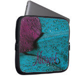 "AquaCircuit: Präzision in jedem Tropfen Laptopschutzhülle (Vorne Rechts)