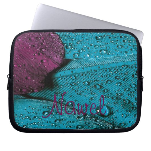 "AquaCircuit: Präzision in jedem Tropfen Laptopschutzhülle (Vorderseite)