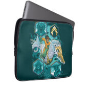 Aquaman Riding Seepferd über Kingdoms Laptopschutzhülle (Vorne Rechts)