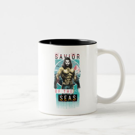 Aquaman "Savior | Of The Seas" Modernist Graphic Zweifarbige Tasse (Rechts)