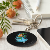 Aquaman springt in Wellen Schlüsselanhänger (Seite)